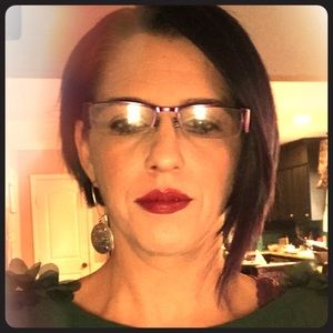 Meet your Posher, Sonia